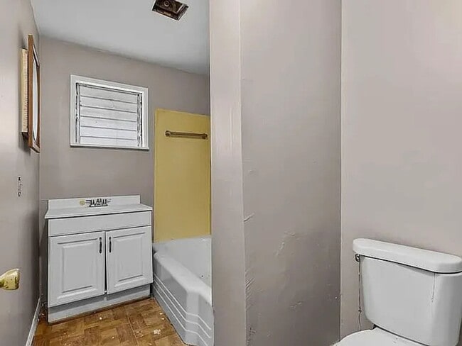 Building Photo - Charming 2BR House in Saint Louis