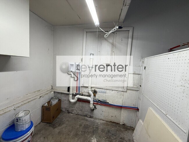 Building Photo - 4803 Orchard View Dr