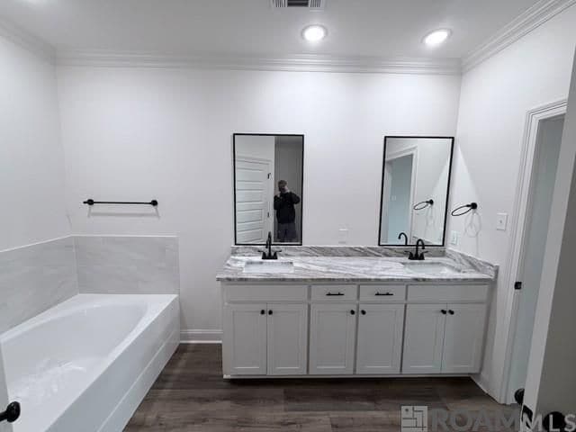 Building Photo - 37089 Woodbine Ct