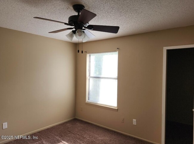 Building Photo - 3309 Donzi Way W