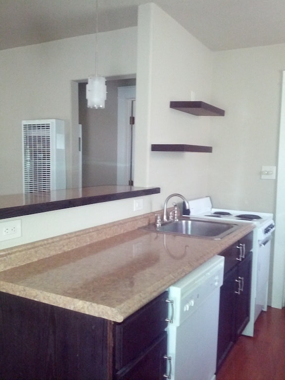 Building Photo - Adorable 1 bedroom house