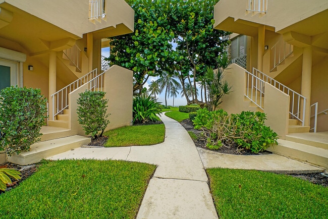 Building Photo - 2103 S Ocean Blvd