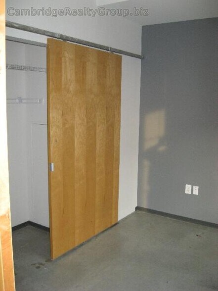 Building Photo - 107 E Berkeley St