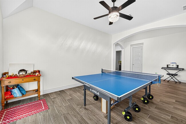 Building Photo - 3602 Lake Falls Dr