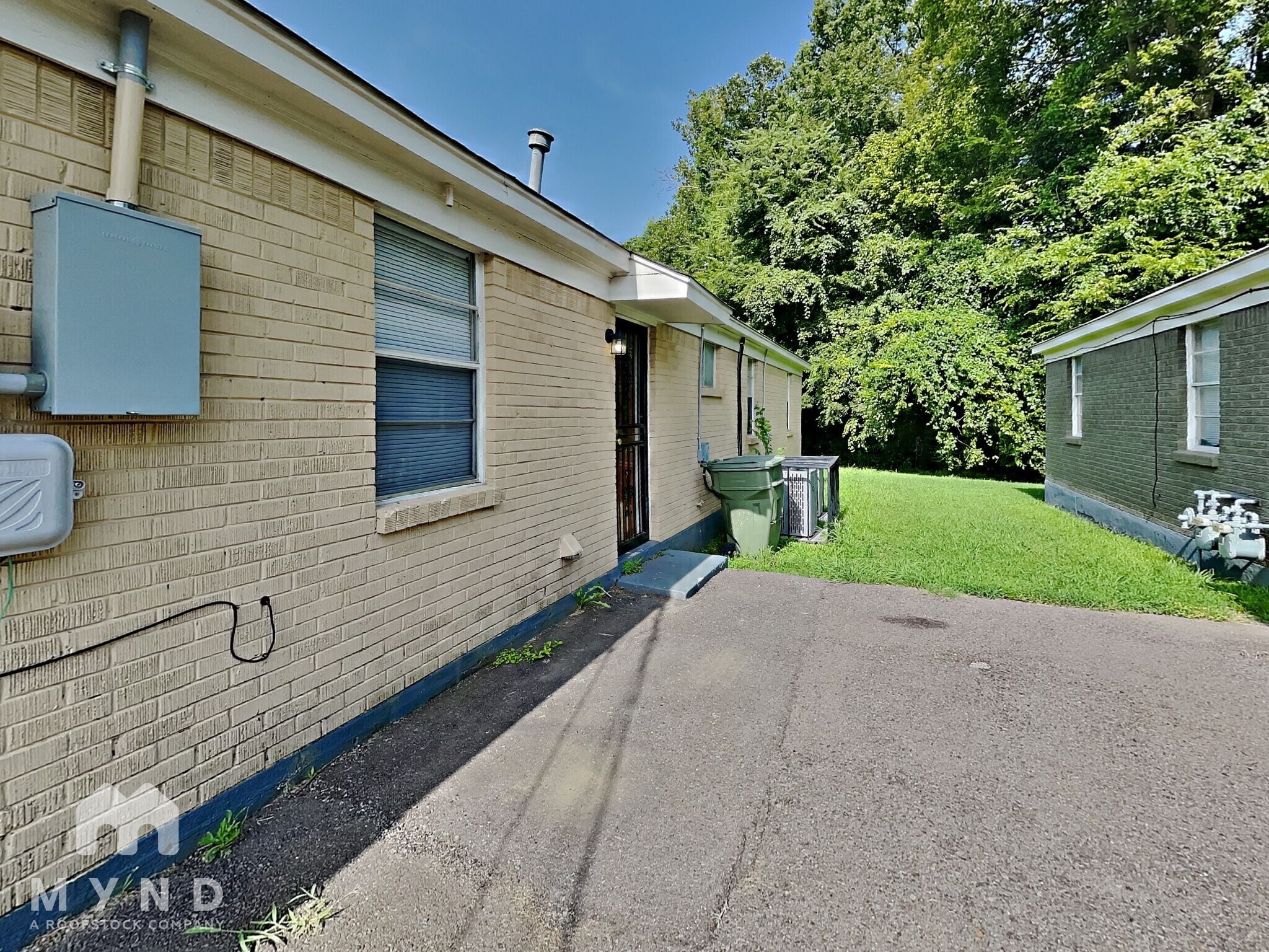 Building Photo - 1457 Cooper St