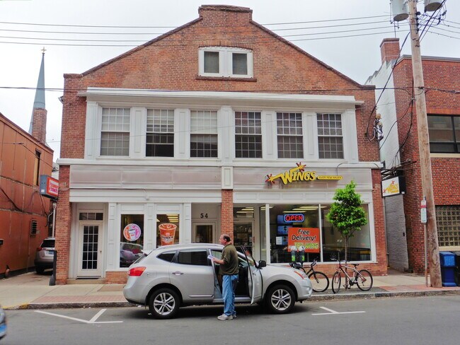 Primary Photo - 52 Whitney Ave