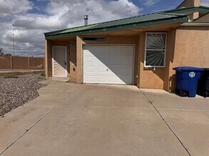 Building Photo - 5615 Del Oeste Dr NW