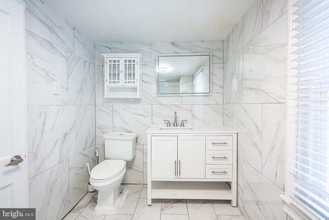 Building Photo - 7309 Sycamore Ave