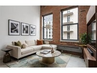 Building Photo - 250 Park Ave