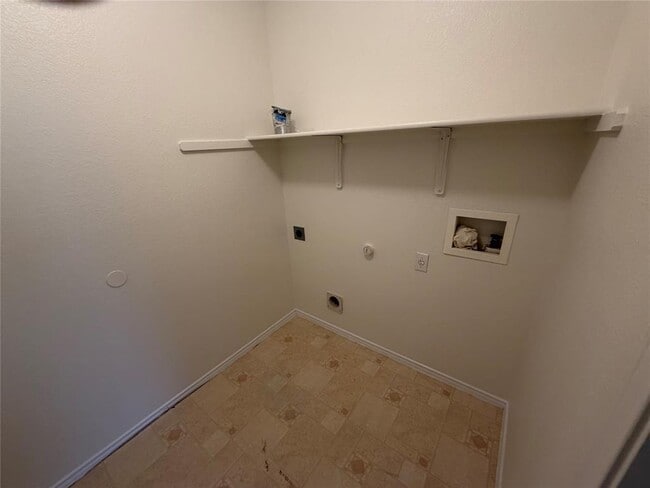 Building Photo - 917 W South St