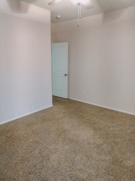 Building Photo - 23818 San Barria Dr