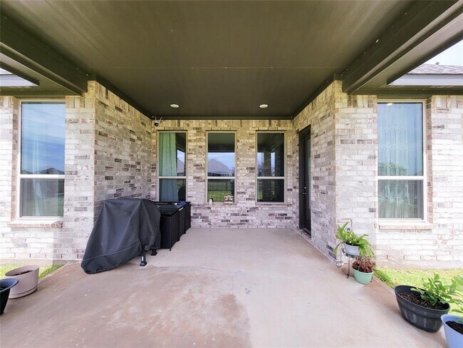 Building Photo - 6322 Cambrai Wood Ln