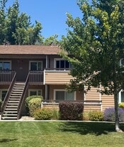 Building Photo - 530 E Patriot Blvd