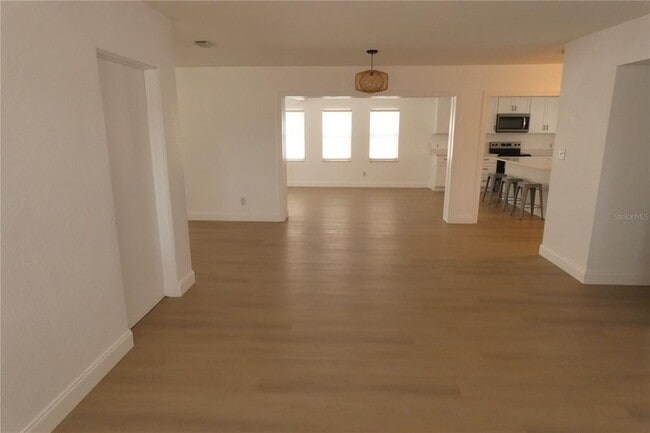 Building Photo - 8468 7th Way N