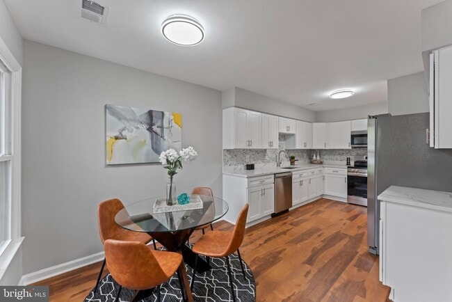 Building Photo - 9432 Trevino Terrace