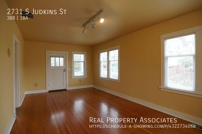 Building Photo - 2731 S Judkins St