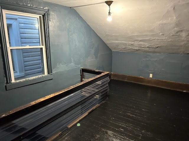 Building Photo - 1917 Tours St