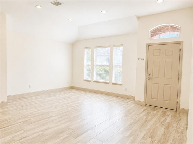 Building Photo - 809 Big Bend Dr