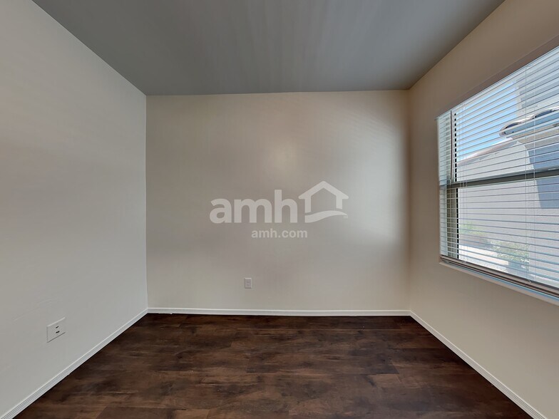 Building Photo - 7501 S Via Rancho La Costa