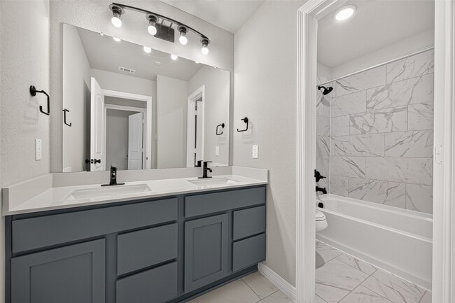 Building Photo - 8033 Scanlan Trl