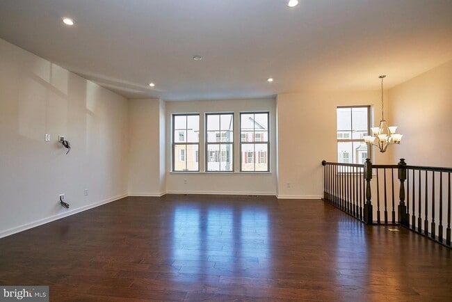 Building Photo - 43428 Robey Sq