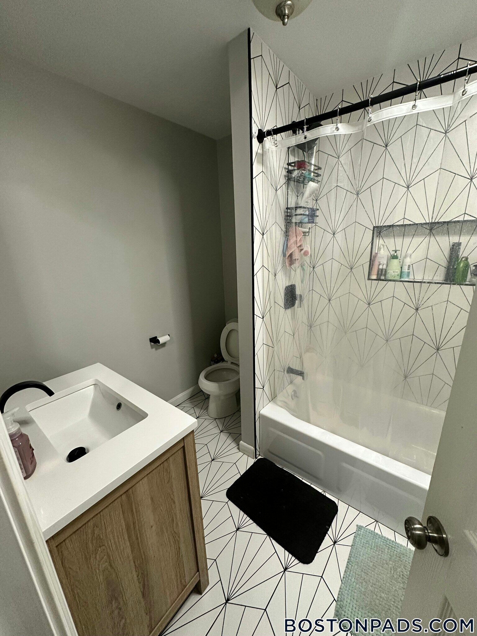 Building Photo - 173 Rindge Ave