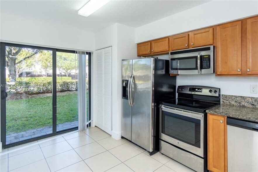Building Photo - 22551 SW 88th Pl