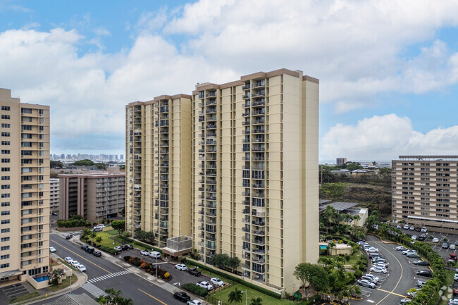 Building Photo - Century West