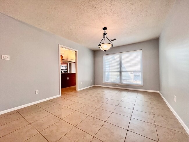 Building Photo - 11407 Briar Rose Dr