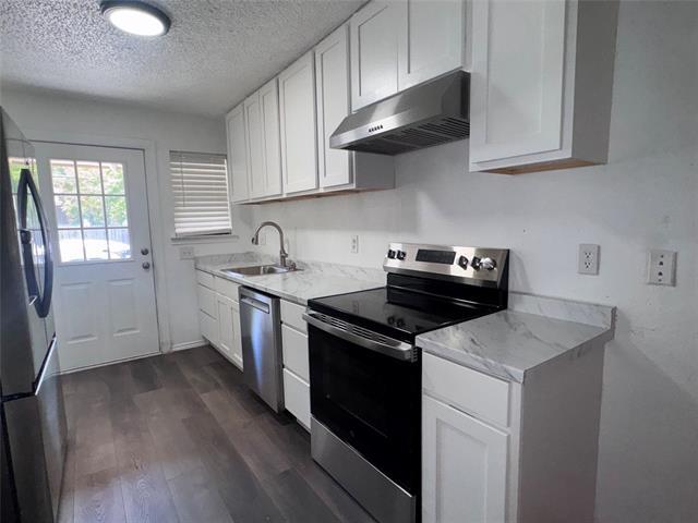 Building Photo - 3648 Country Club Dr W