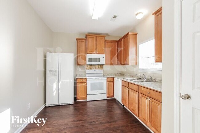 Building Photo - 15607 Lakepoint Forest Dr