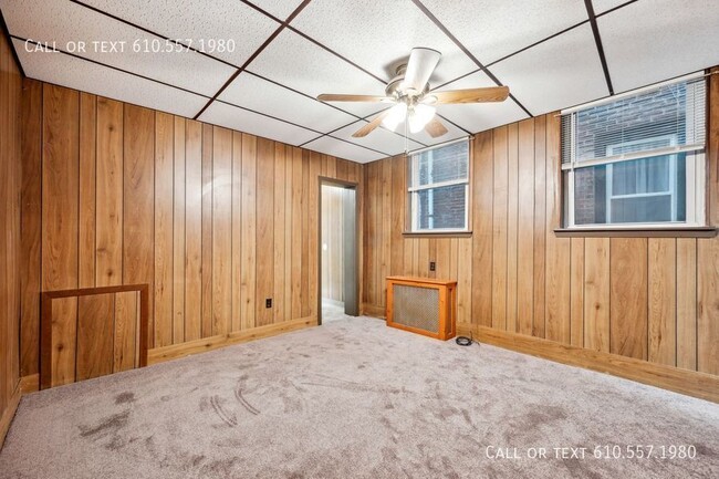 Building Photo - 2135 S 15th St