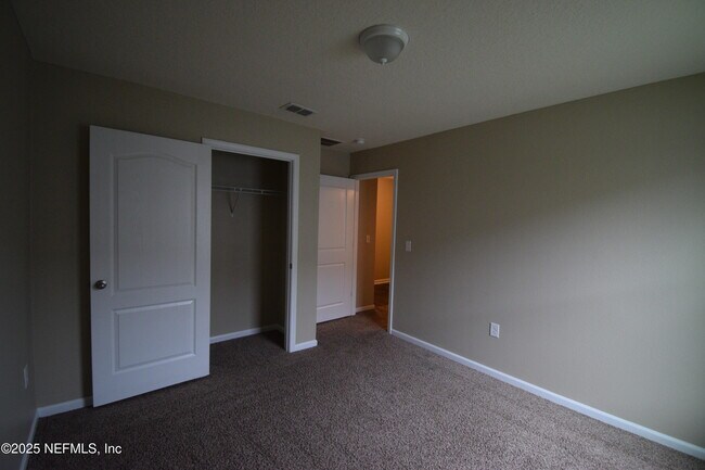 Building Photo - 3583 Sunfish Dr