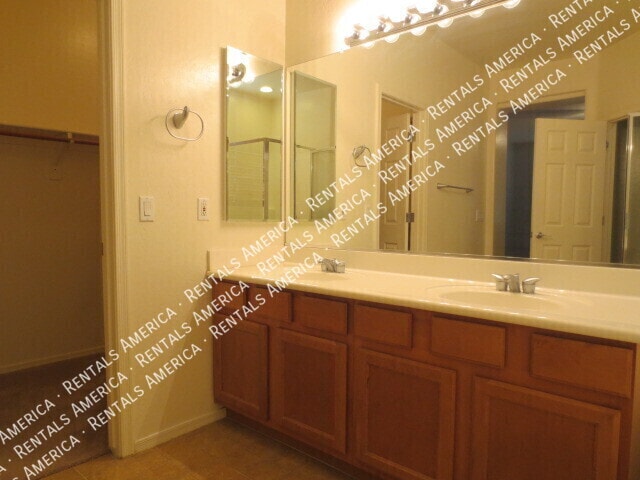 Building Photo - 19407 E Canary Way