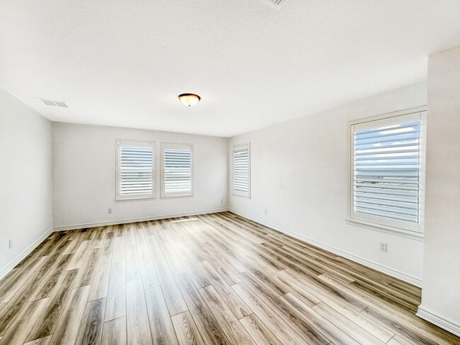 Building Photo - 3319 Taurus Sky