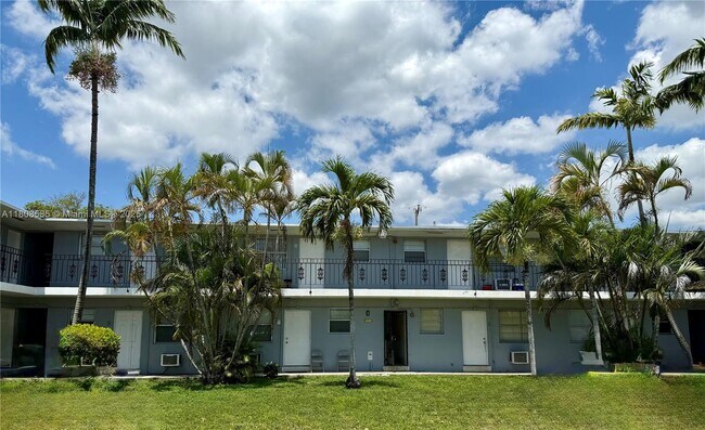Primary Photo - 519 SW 27th Ave