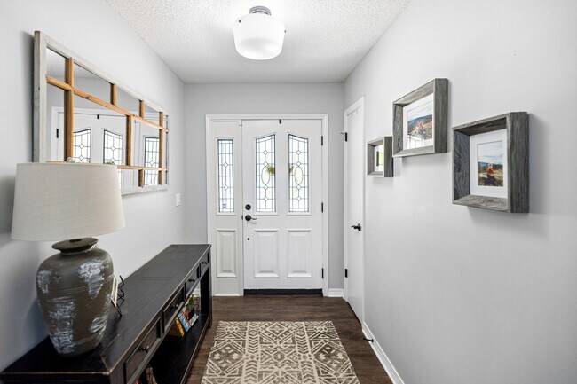 Building Photo - 507 Nassau Dr