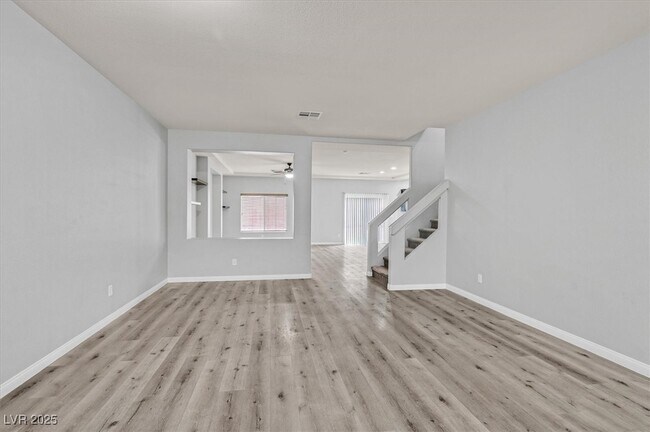 Building Photo - 10031 Alden Creek St