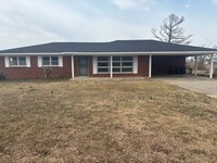 Building Photo - Renovated 3 Bedroom 2 Bath Home for Rent1