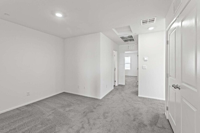 Building Photo - 4919 Olive Mesa Ave