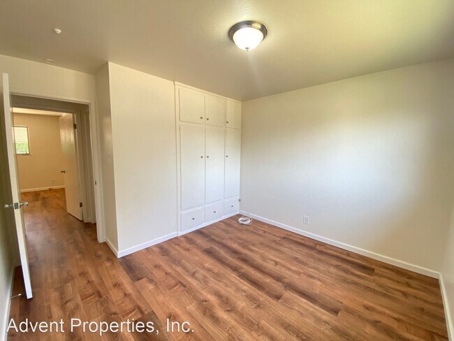 Building Photo - 3 br, 2 bath House - 24517 Townsend Ave.