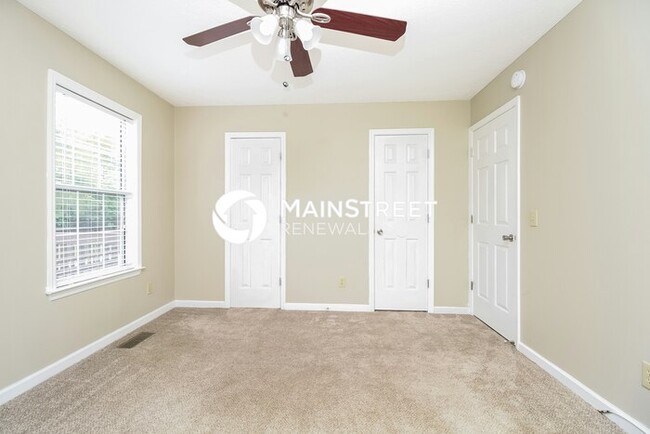 Building Photo - 5016 Trailwater Dr