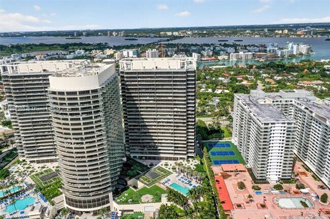 Building Photo - 9705 Collins Ave