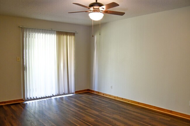 Building Photo - 149 Private Rd 1509