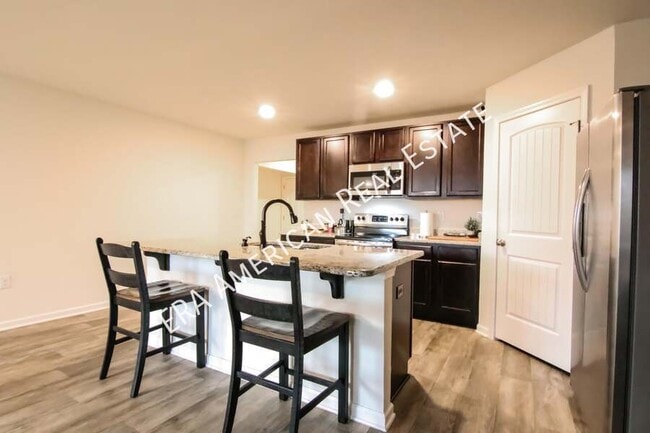 Building Photo - 808 Moorhen Wy