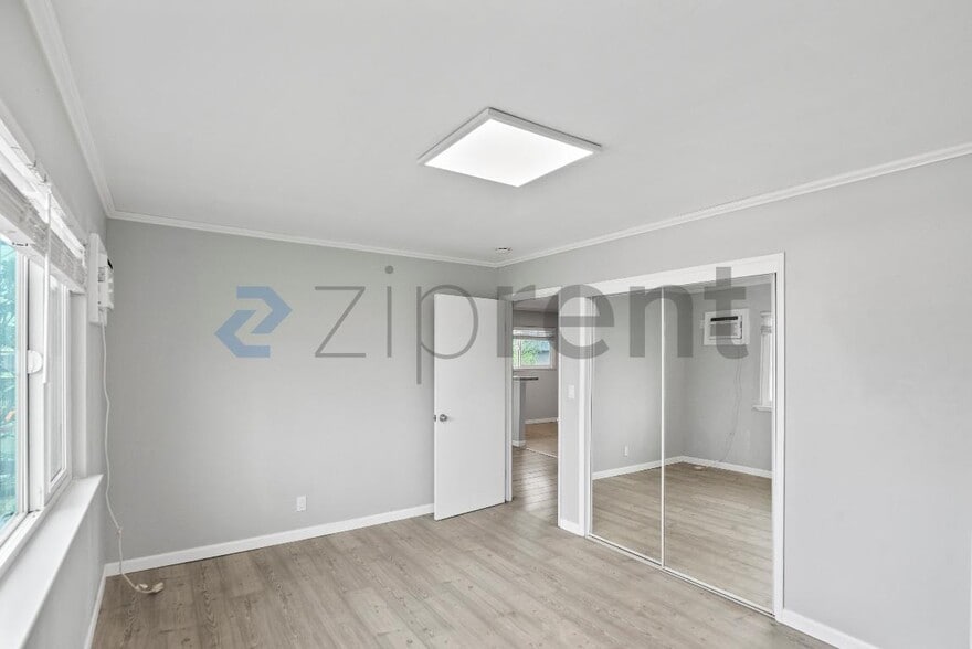 Building Photo - 2659 Baldwin Ln