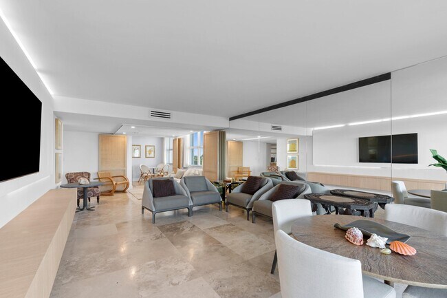 Building Photo - 1801 S Flagler Dr