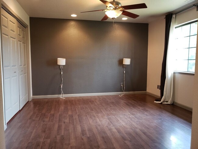 Building Photo - Charming 3-Bed Home in Gated Community with Updated Interiors & Private Yard!