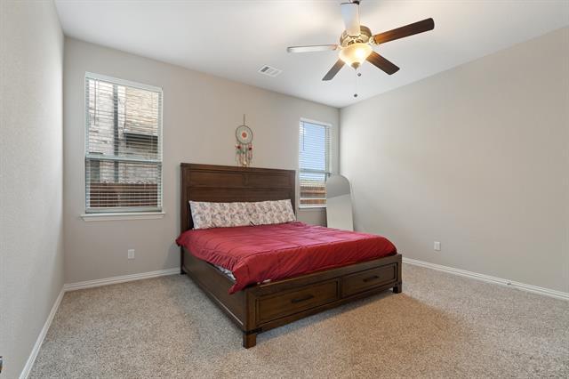 Building Photo - 3904 Ford Dr