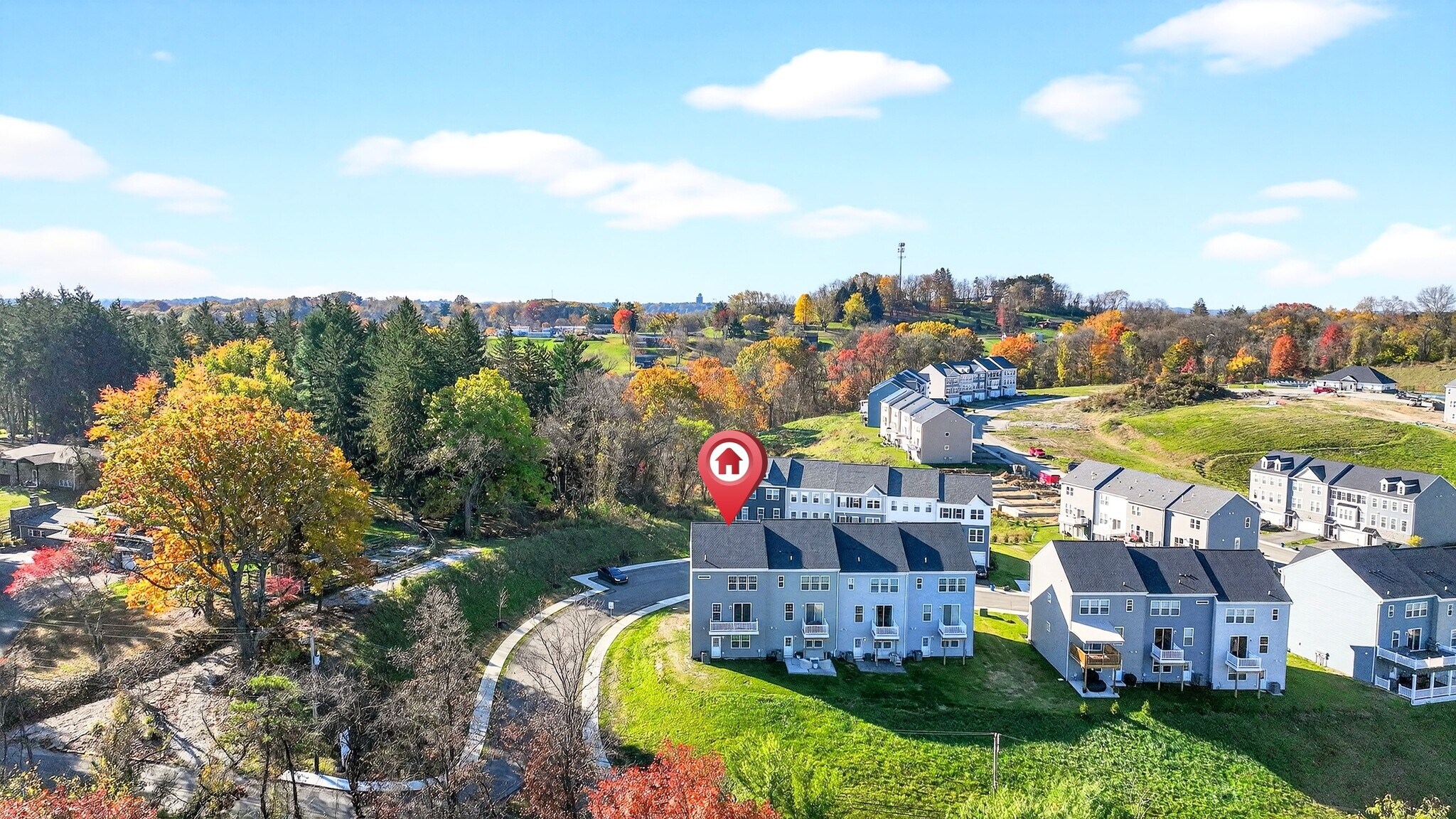 Building Photo - 600 Dana Dr